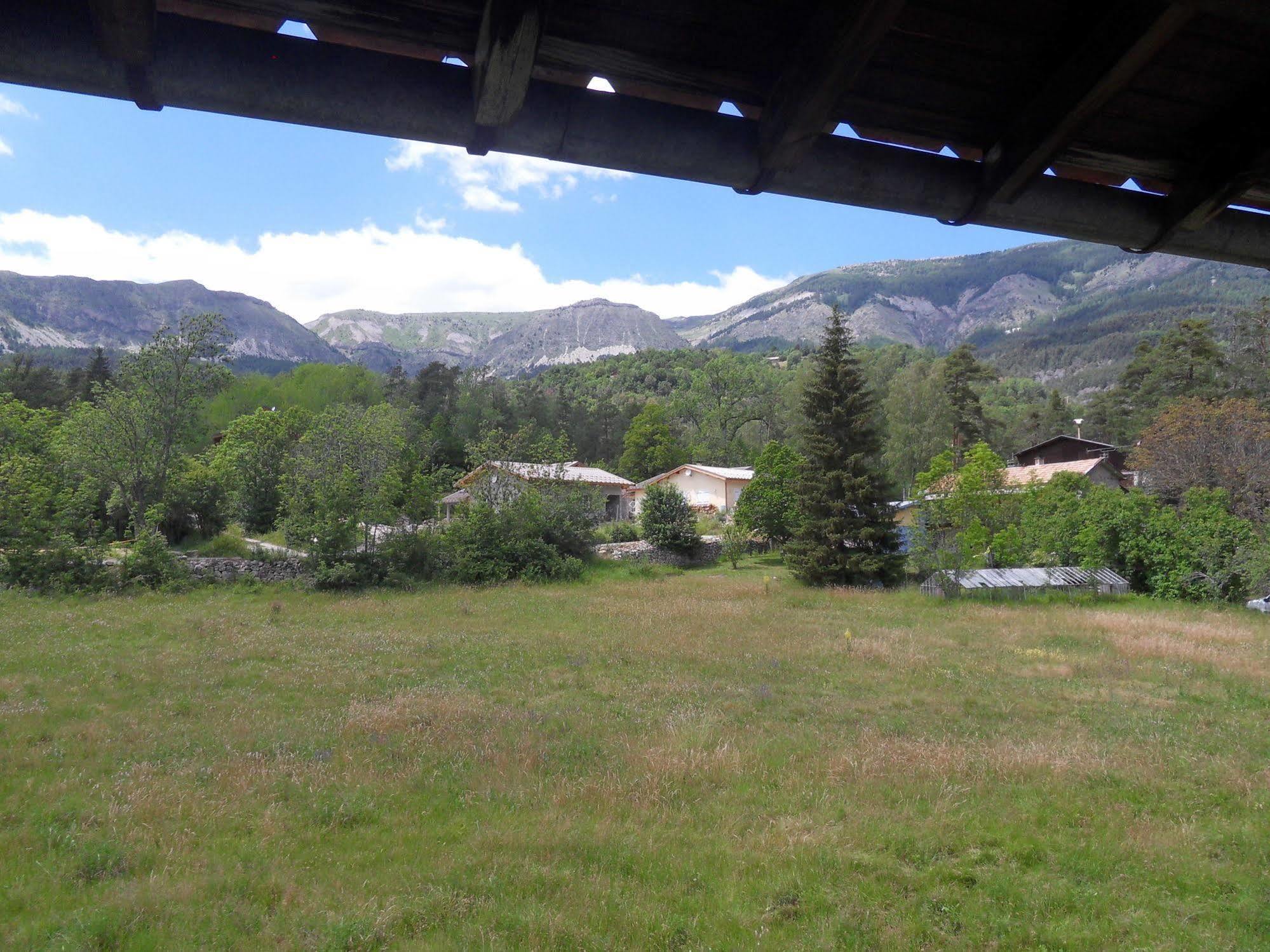 Beauvezer Hotel Du Verdon מראה חיצוני תמונה